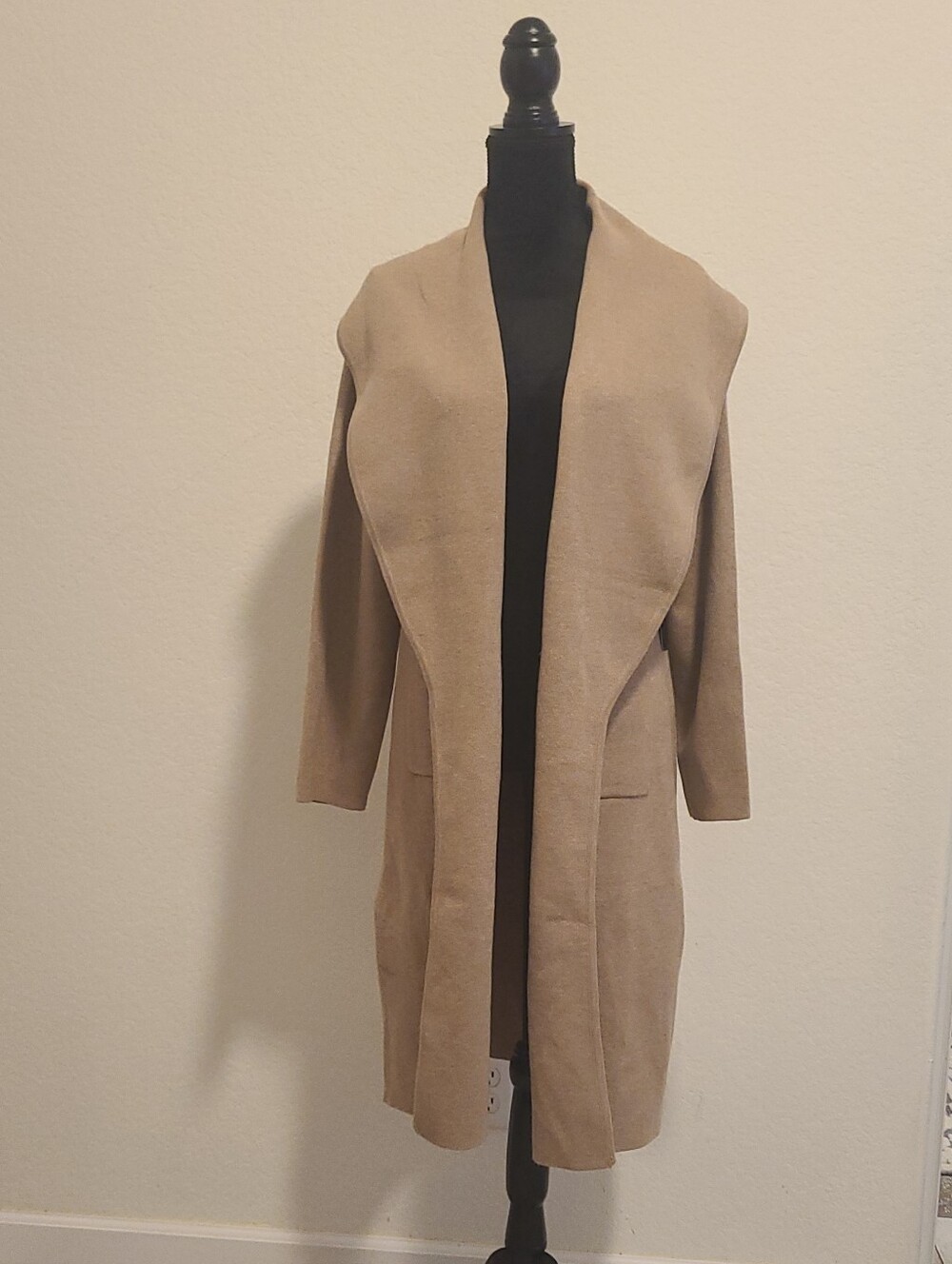 NWT MAXSPORT Open-Front Midi Trench Coat in Sand Color